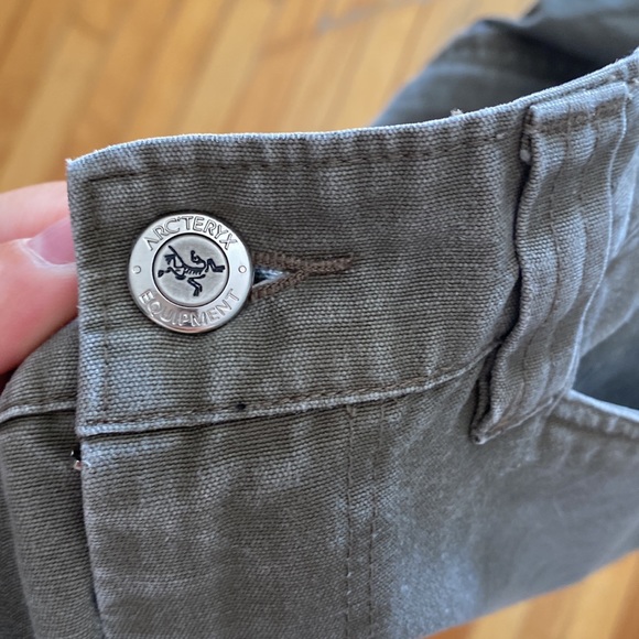 Men capri Arc’teryx pants - Picture 9 of 9